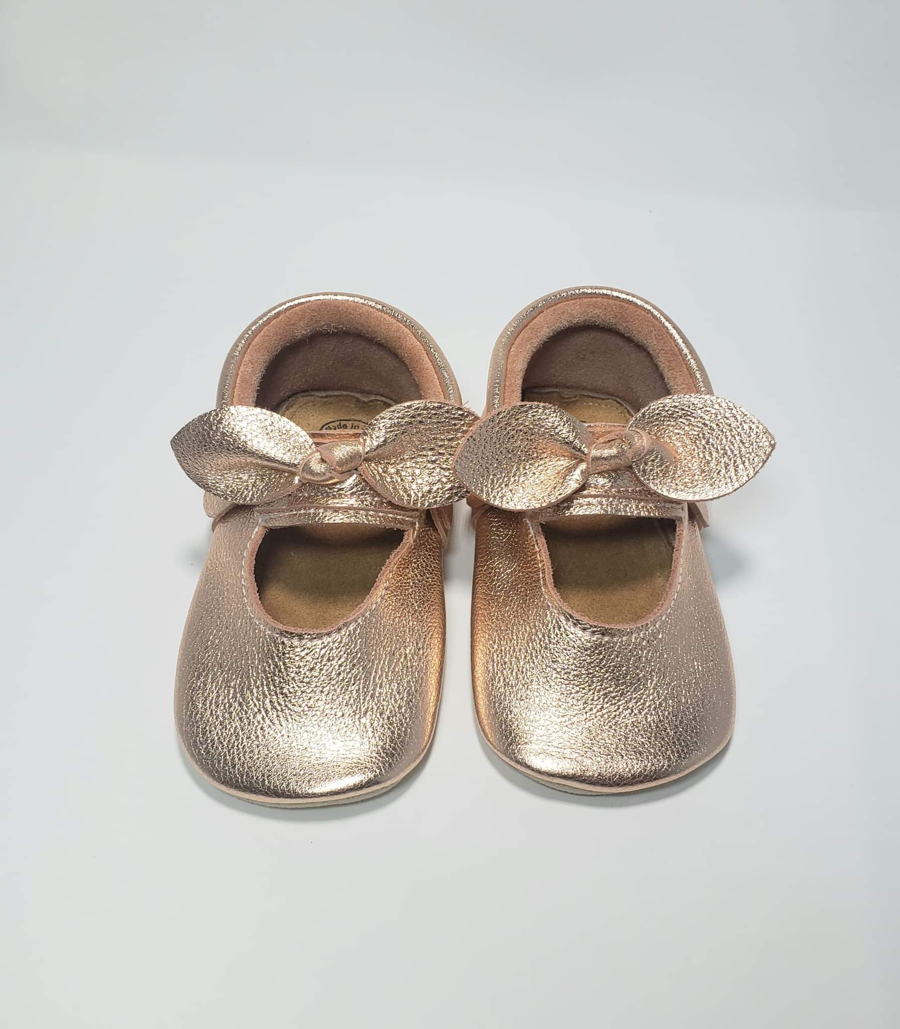 Rose Gold Scalloped Bow Moccasin