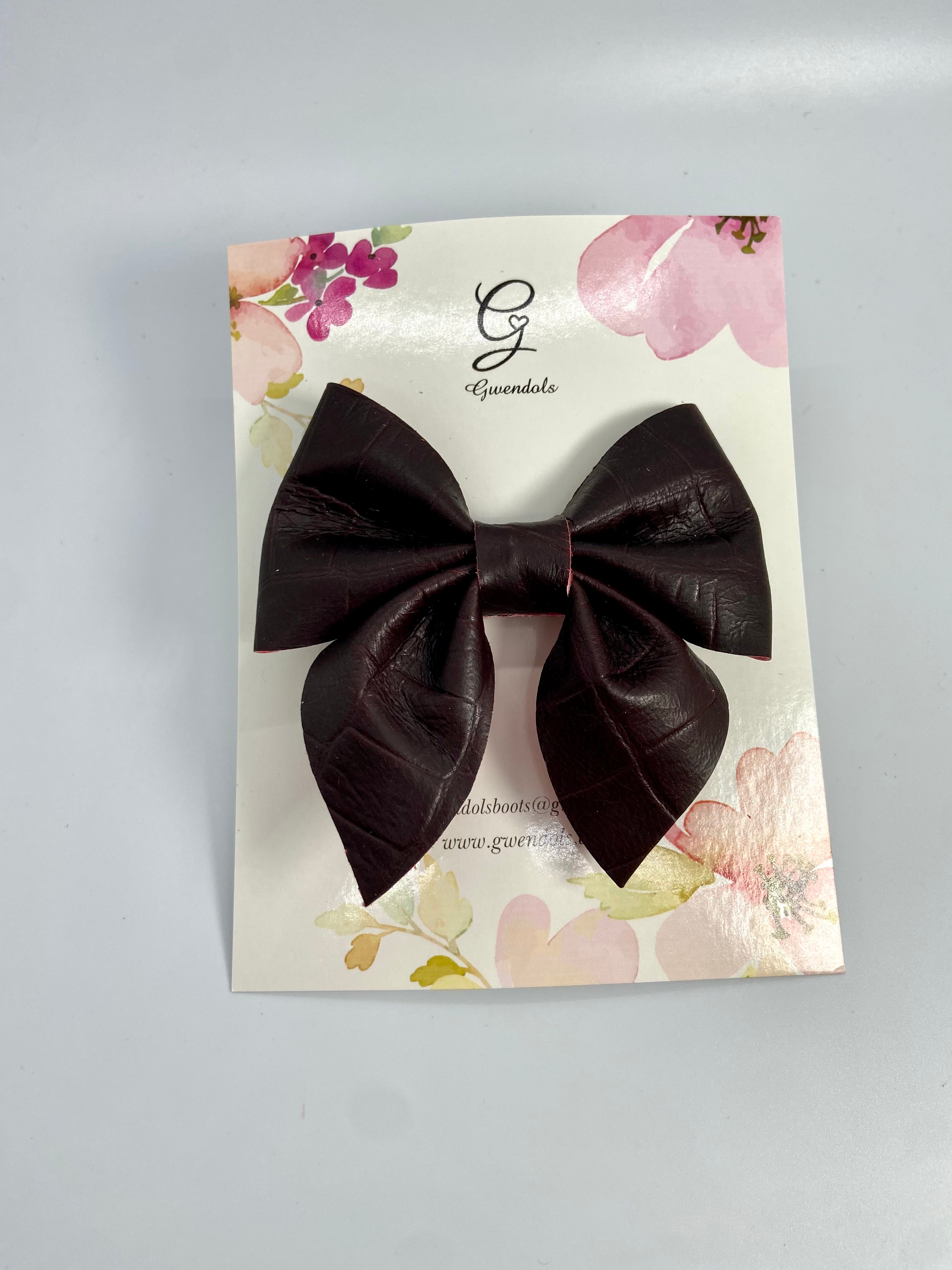 RTS Embossed Fudge Ladylike Bow